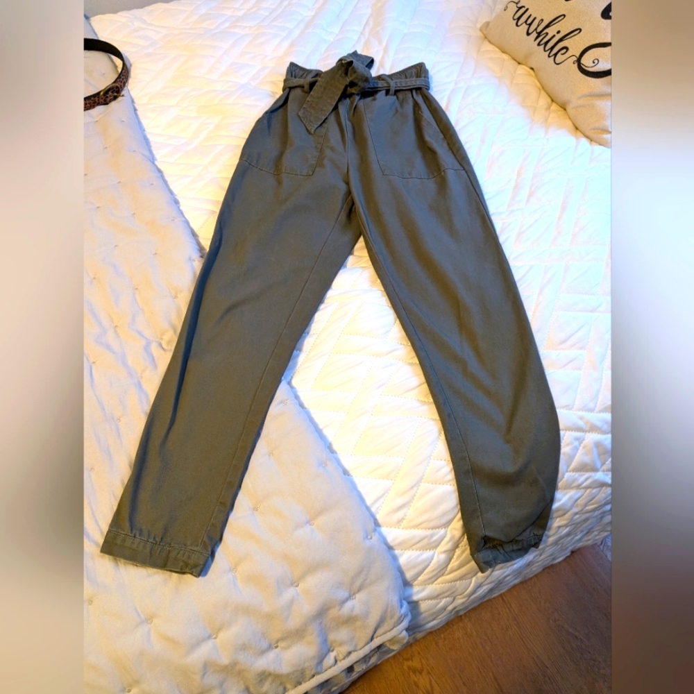 BB Dakota high waisted pants